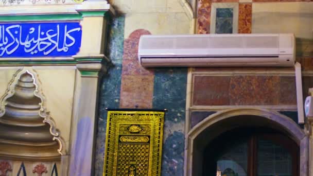 Minbar in Moschee in Israel erschossen — Stockvideo