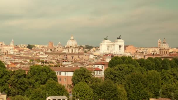 Romeinse skyline in Italië — Stockvideo