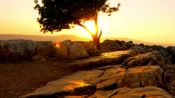 Гора Арбель біля Галілейського моря — стокове відео
