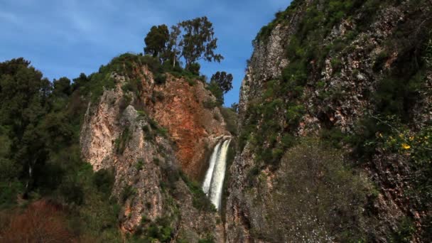 Iyon tanur Wasserfall in der Nähe von Metula — Stockvideo