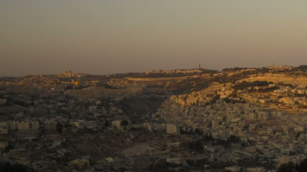 Coucher de soleil derrière plan de Jérusalem — Video