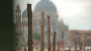 Raflı odak ile Santa Maria della Salute önünde Docks