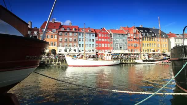 Port de bateau à Copenhague — Video