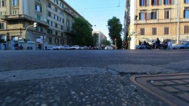 Trafik bir kavşak ile seyahat