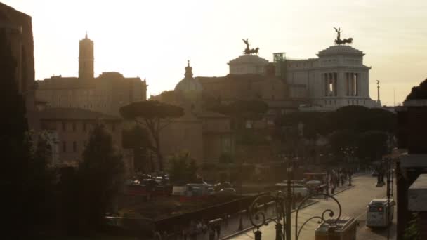 Vittoriano monument near the Colosseum. — Stock Video