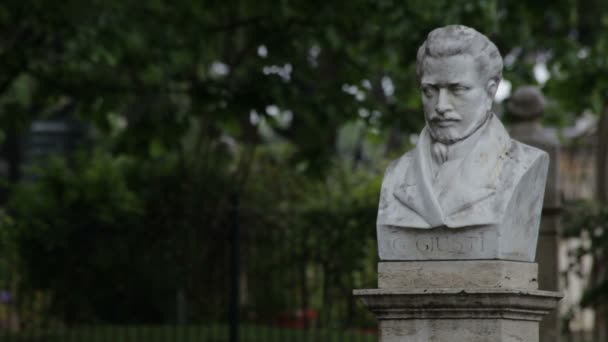 Estátua do estadista italiano — Vídeo de Stock