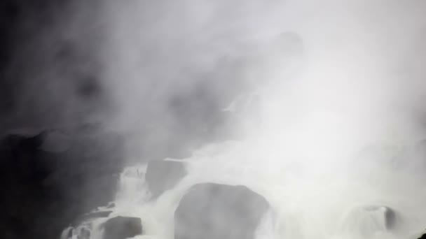 Starker Nebel bei Niagarafällen — Stockvideo