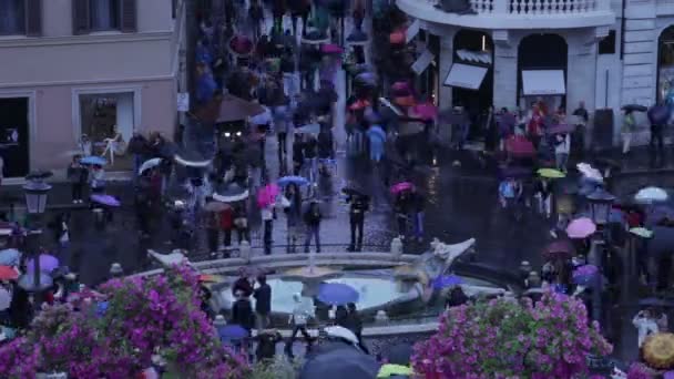 Via dei Condotti e Piazza di Spagna — Video Stock