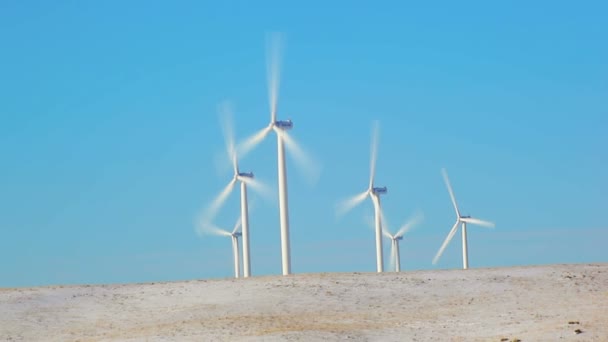 Wyoming větrné mlýny — Stock video