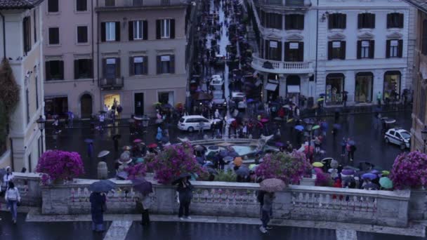 Fontana della Barcaccia desde el balcón — Vídeos de Stock