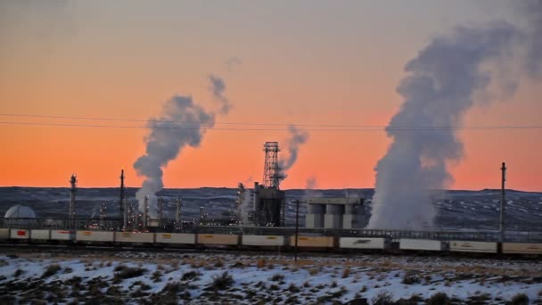 Smoke stacks in Wyoming — Stock Video