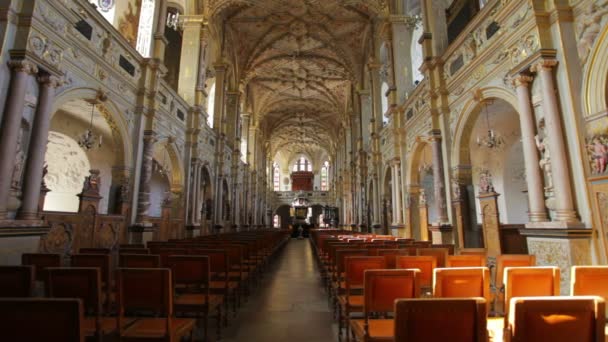 Innenraum einer Kirche in Kopenhagen — Stockvideo