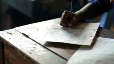 Afrikalı bir sınava öğrenci