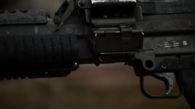 Makineli tüfek ateş