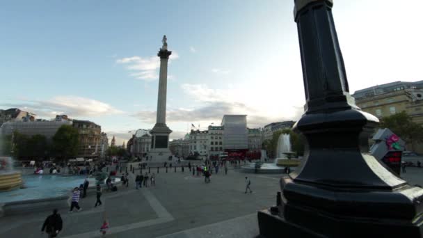 Trafalgár tér Londonban. — Stock videók