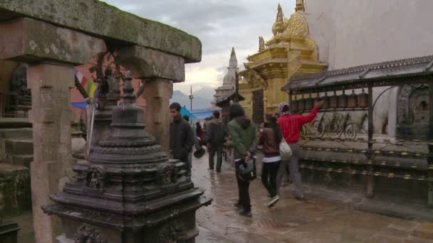 Gebeden draaien van Bhutan — Stockvideo