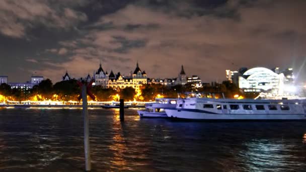 Time-lapse van water in Londen — Stockvideo