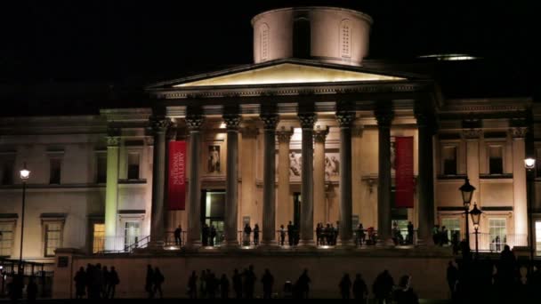 Ingresso della National Gallery di Londra la sera — Video Stock