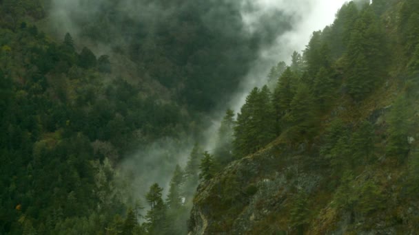 移动穿过群山的云 — 图库视频影像