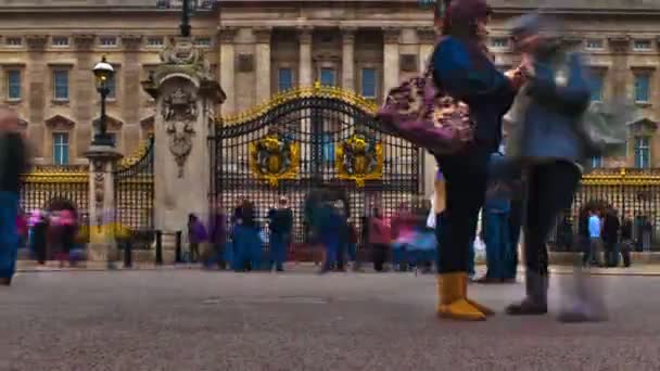 Palacio de Buckingham en Londres — Vídeo de stock