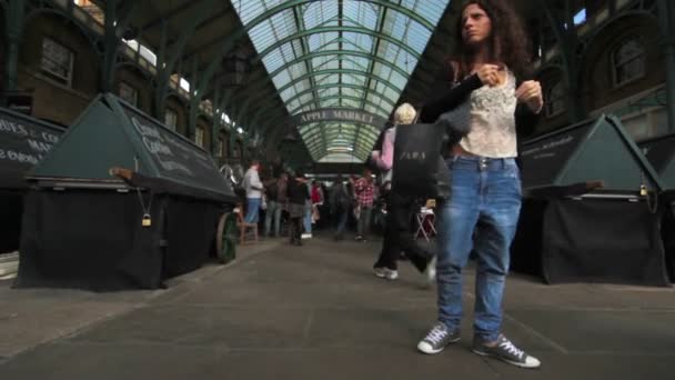 Apple marknaden i covent garden — Stockvideo