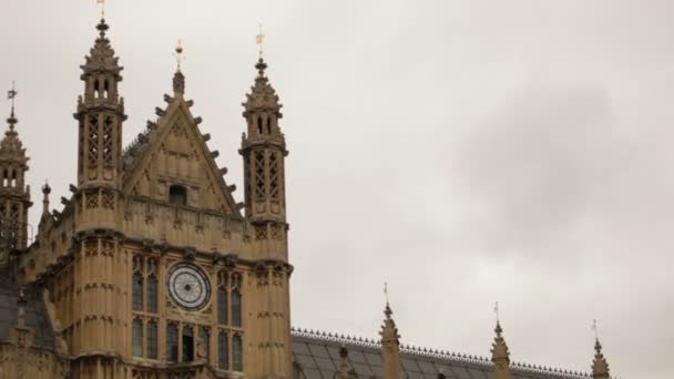 Palácio Westminster em Londres — Vídeo de Stock