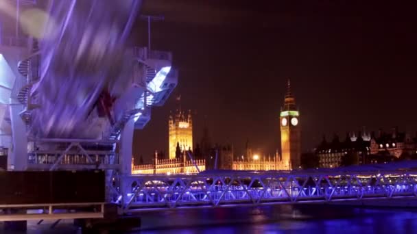 London eye met de big ben — Stockvideo