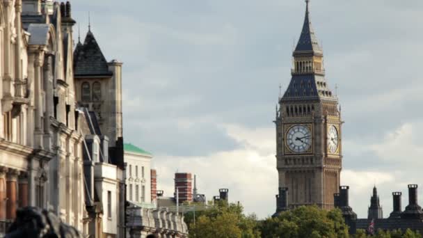 Hodinová věž big ben — Stock video