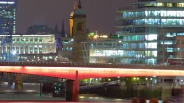 Hızlandırılmış Londra Londra Köprüsü