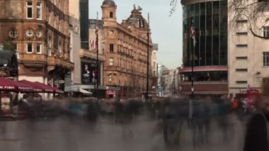 Leicester Square hızlandırılmış kaydırma