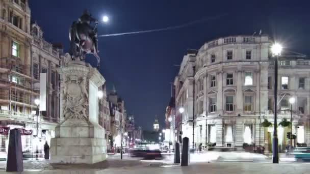 Belebte straßen in der nähe von big ben in londo — Stockvideo