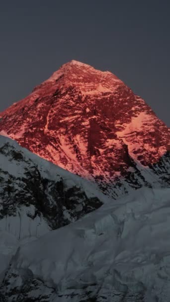 Mont Everest au coucher du soleil — Video