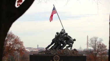 Deniz Piyadeleri Savaş Anıtı.