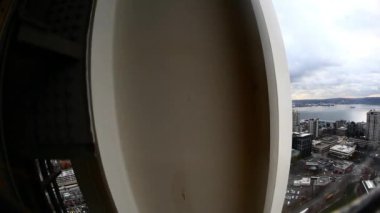 Space Needle gidiş sona Asansör.