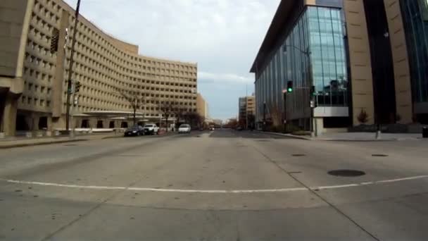 Dirigindo rua abaixo em Washington DC — Vídeo de Stock