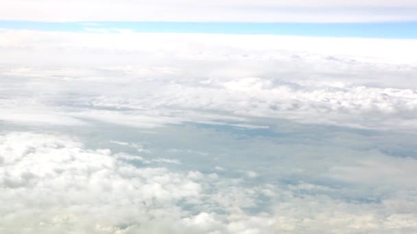 Decke aus schönen Wolken am Himmel. — Stockvideo