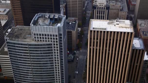 Panorama hacia arriba del centro de Seattle . — Vídeo de stock