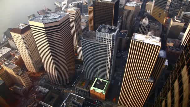 Calle Seattle desde lo alto de un edificio . — Vídeos de Stock