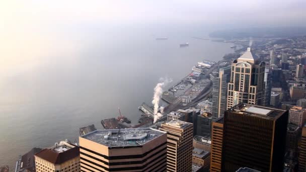 Seattle mot Space Needle. — Stockvideo