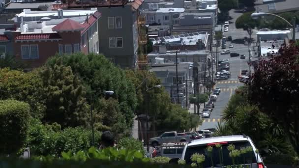 Lombard street in san francisco blick auf die straße — Stockvideo