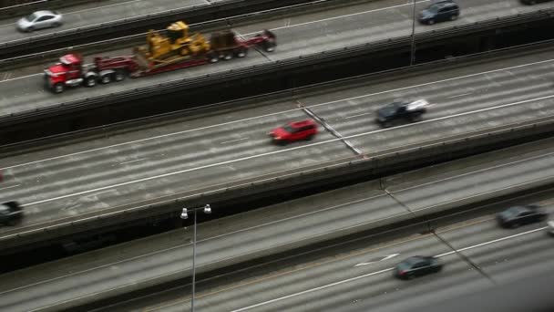 Verkehr auf der i-5 Autobahn in Seattle — Stockvideo