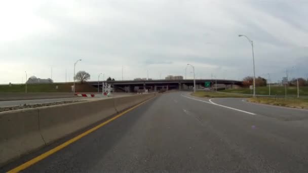 在弗吉尼亚州里士满附近一条高速公路上开车 — 图库视频影像