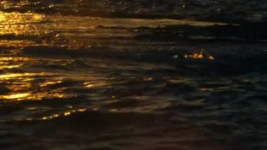 gün batımında Dor Beach İsrail ihlal dalgalar