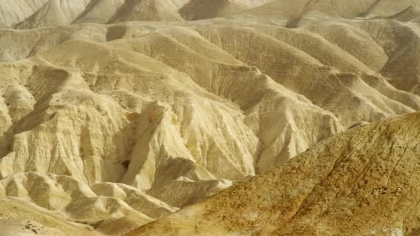 Panorama of a mountainous desert landscape in Israel — Stock Video