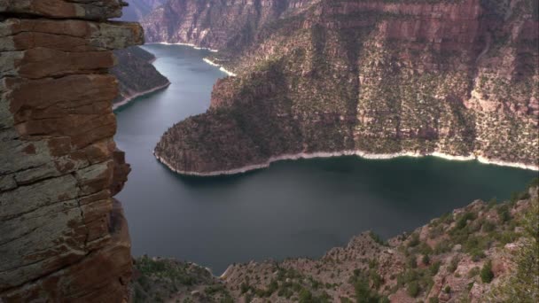 Flaming Gorge från Red Canyon — Stockvideo