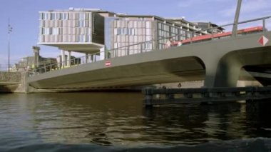 Amsterdam, Hollanda Hilton Hotel tarafından Doubletree izleme çekimi