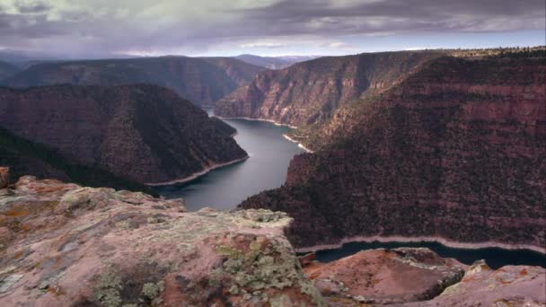 Flaming Gorge from Red Canyon — Stock Video