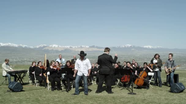 Orchestra che esegue all'aperto — Video Stock