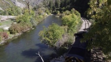 Tren doğal manzara haddeleme