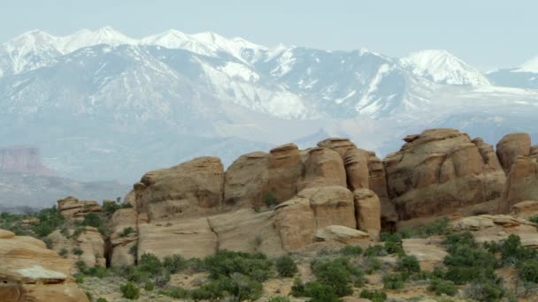 Sandstenlagrar nära Moab — Stockvideo